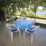 8448c Daire Vis