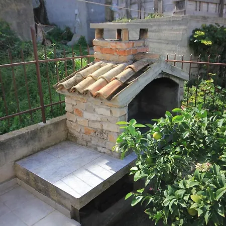 8448c Apartman *