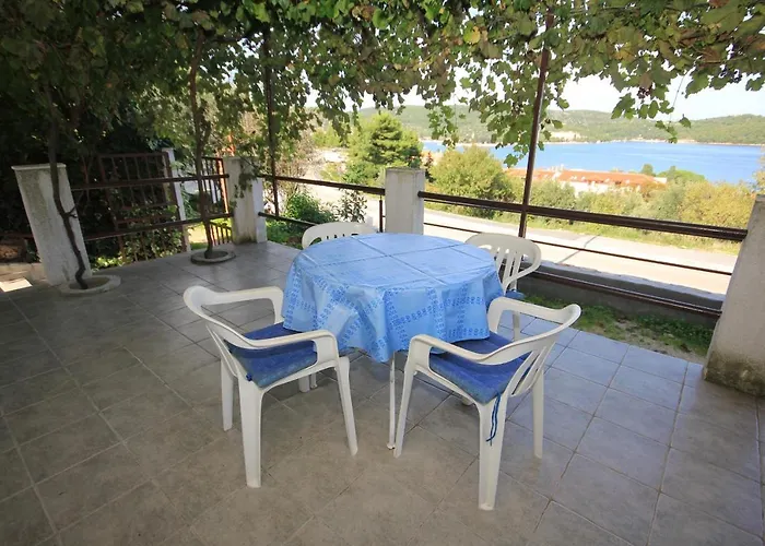 8448c Apartament Vis